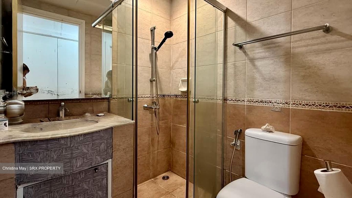 Regent Heights (D23), Condominium #560752101